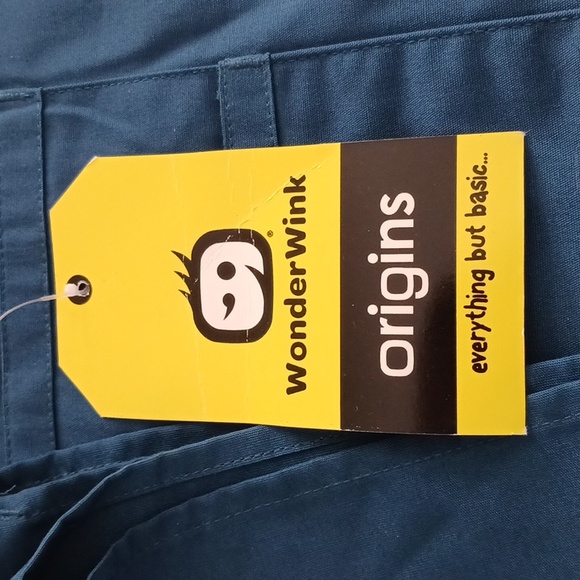 Scrub top - Picture 4 of 5